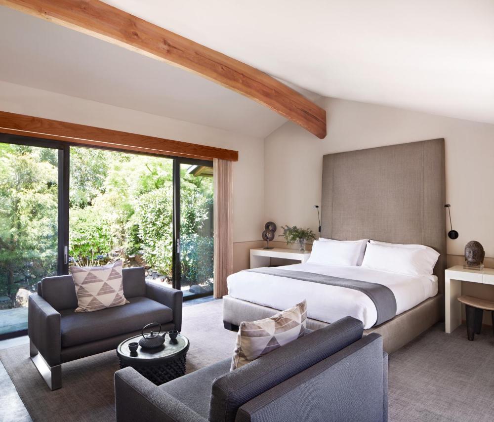 Ryokan Zen Garden Suite interior